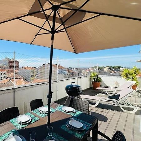Renovado Com Ac, 2 Wc Completos, Terraco E Garagem Lägenhet OOporto Exteriör bild