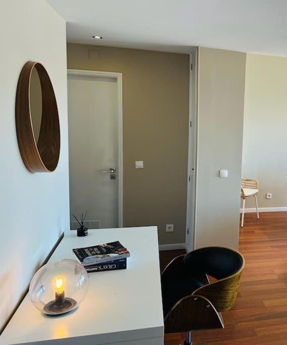 Renovado Com Ac, 2 Wc Completos, Terraco E Garagem Lägenhet OOporto Exteriör bild