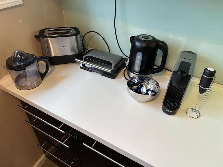 Renovado Com Ac, 2 Wc Completos, Terraco E Garagem Lägenhet OOporto Exteriör bild