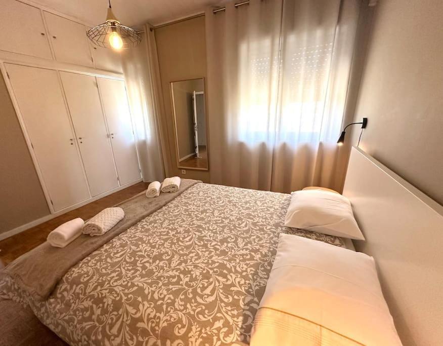 Renovado Com Ac, 2 Wc Completos, Terraco E Garagem Lägenhet OOporto Exteriör bild