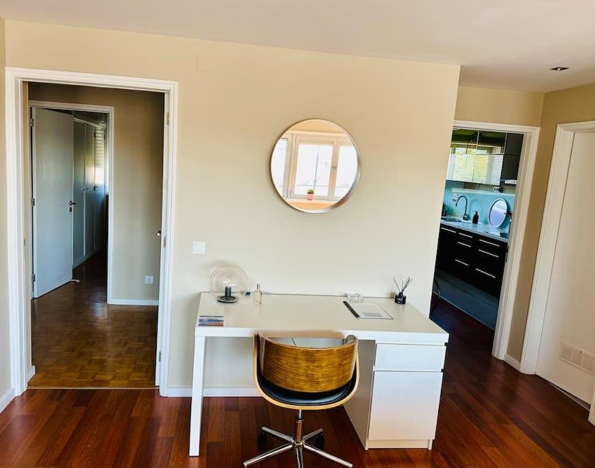Renovado Com Ac, 2 Wc Completos, Terraco E Garagem Lägenhet OOporto Exteriör bild